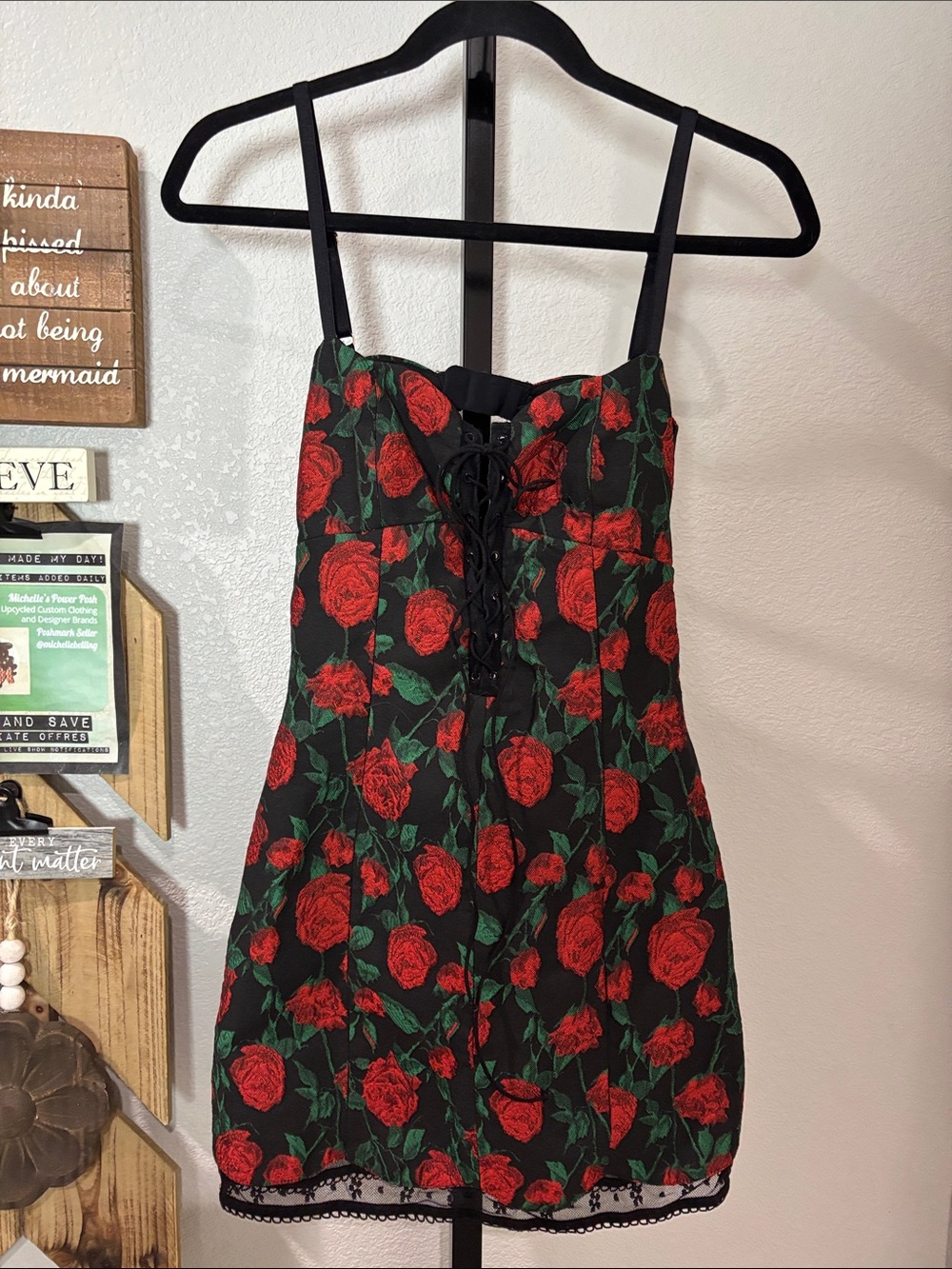 For Love & Lemons Black Mini Dress with Red Rose Print xs pp14-16 L31 🌹🌹🌹🌹